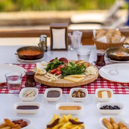 Mesken Hotel 4*