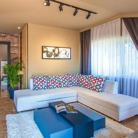 Mesken Hotel 4*